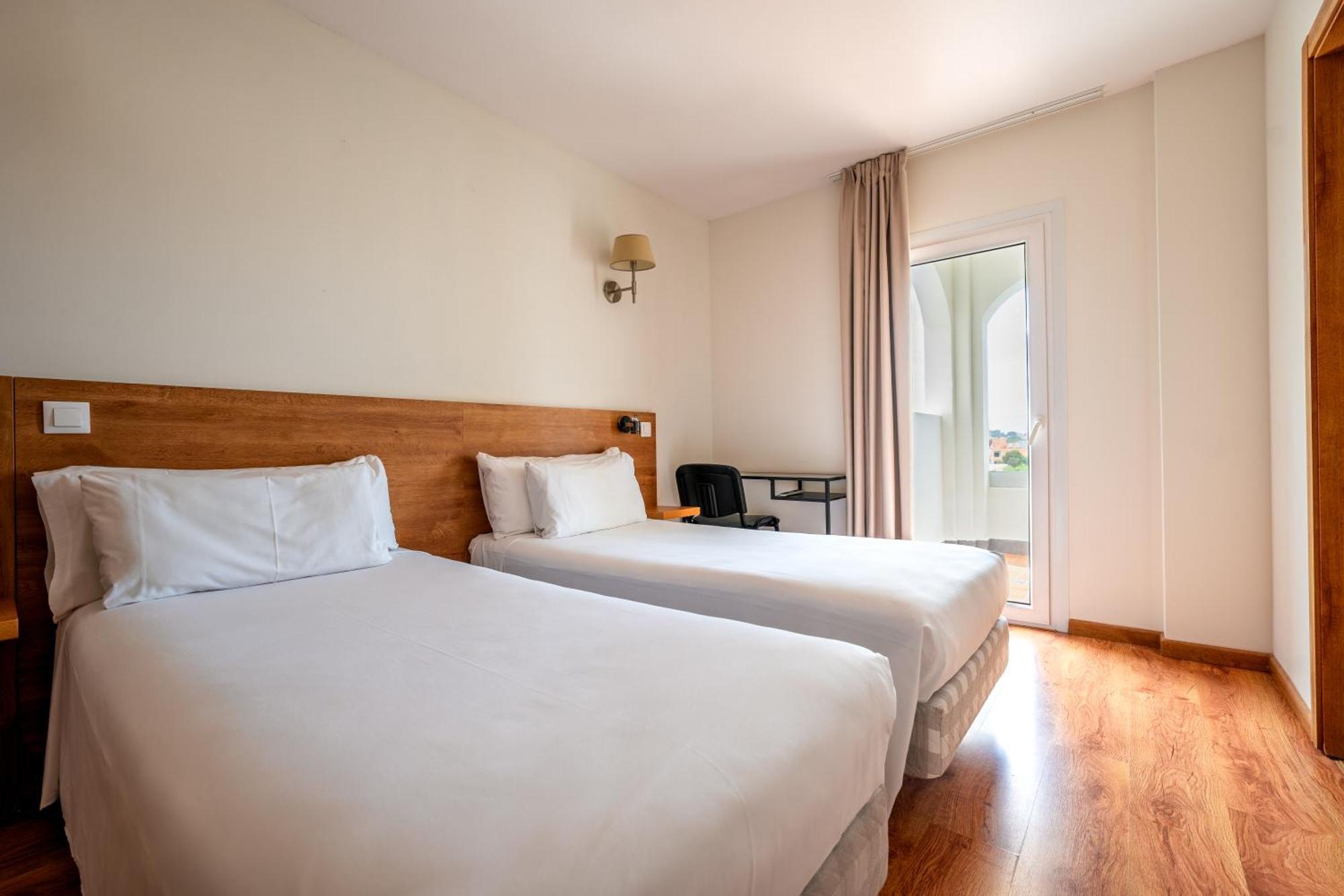Nura & Hotel Santa Ponsa